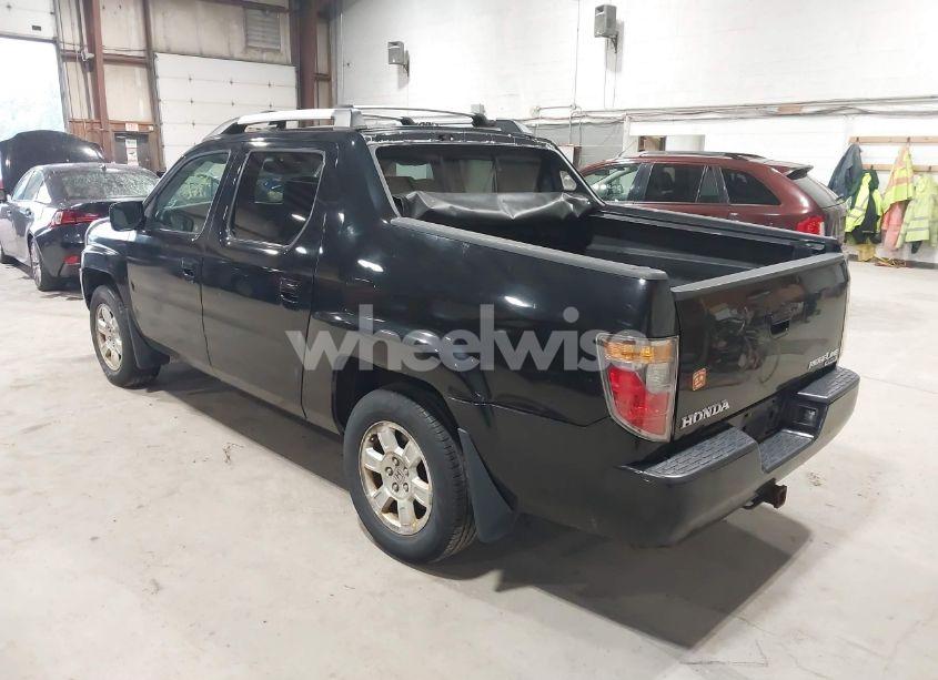 Photo 3 of 2008 Honda Ridgeline RTL (VIN 2HJYK16528H533640)