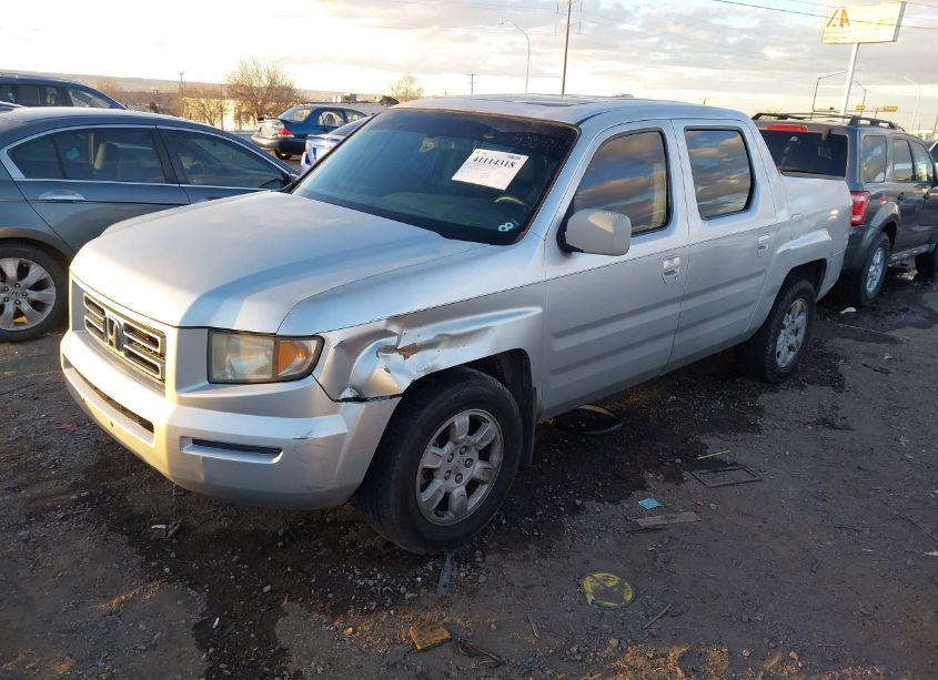 Photo 2 of 2006 Honda Ridgeline RTL (VIN 2HJYK16536H533434)