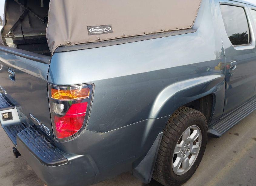 Photo 12 of 2006 Honda Ridgeline RTL (VIN 2HJYK16536H541467)