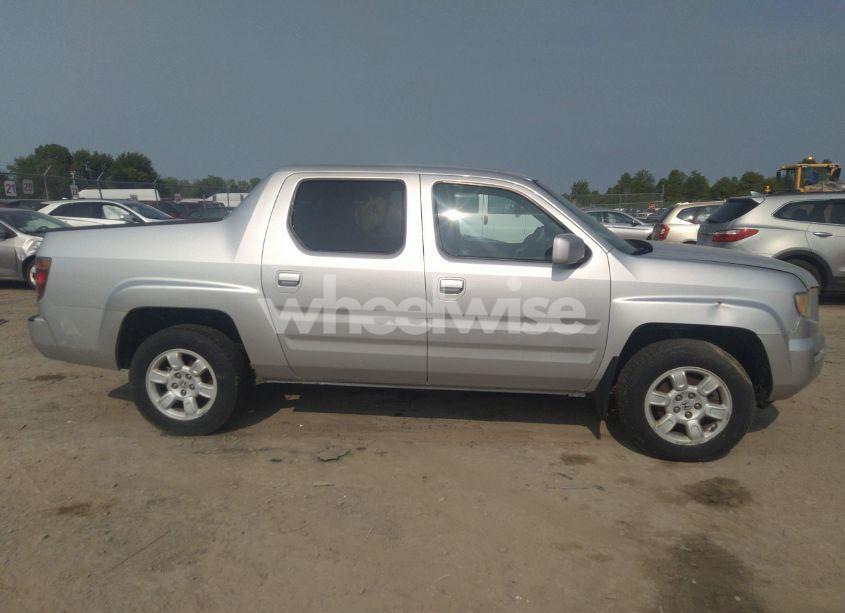 Photo 14 of 2007 Honda Ridgeline RTL (VIN 2HJYK16537H501200)
