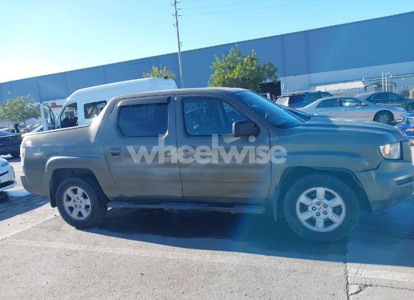 Photo 13 of 2007 Honda Ridgeline RTL (VIN 2HJYK16537H522757)