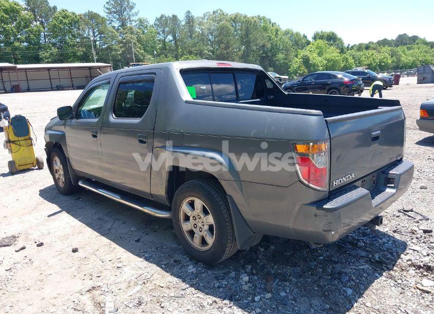 Photo 3 of 2007 Honda Ridgeline RTL (VIN 2HJYK16537H525397)