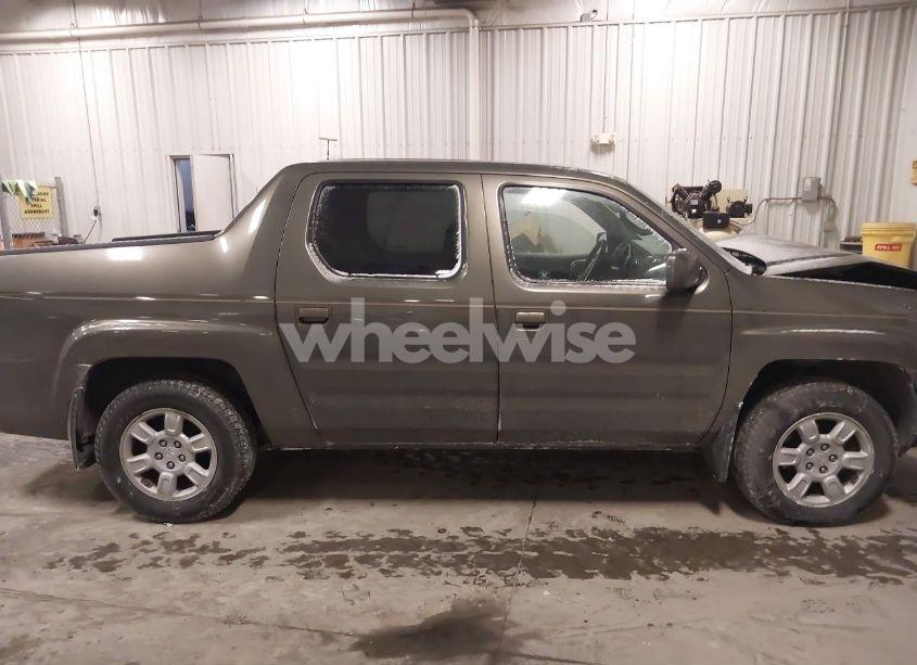 Photo 13 of 2006 Honda Ridgeline RTL (VIN 2HJYK16546H503553)