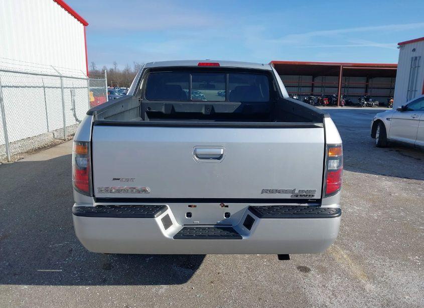 Photo 16 of 2006 Honda Ridgeline RTL (VIN 2HJYK16546H558715)