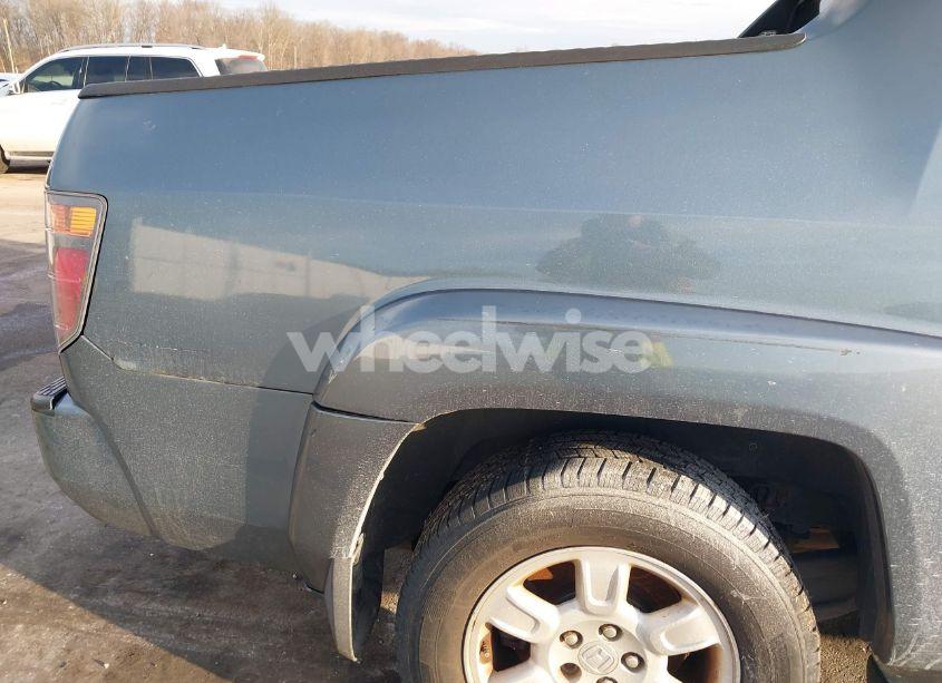 Photo 6 of 2006 Honda Ridgeline RTL (VIN 2HJYK16546H563042)