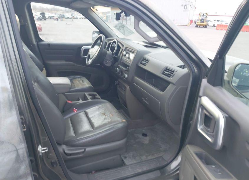 Photo 5 of 2006 Honda Ridgeline RTL (VIN 2HJYK16546H565616)
