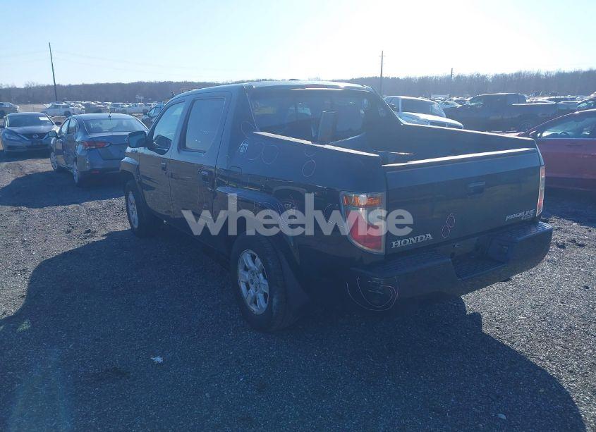 Photo 3 of 2006 Honda Ridgeline RTL (VIN 2HJYK16546H566846)