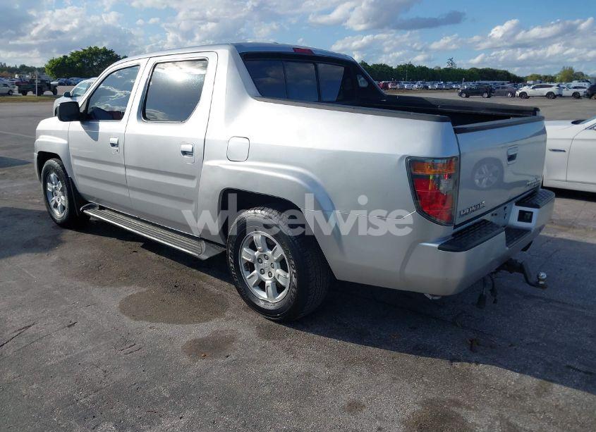 Photo 3 of 2006 Honda Ridgeline RTL (VIN 2HJYK16546H572369)