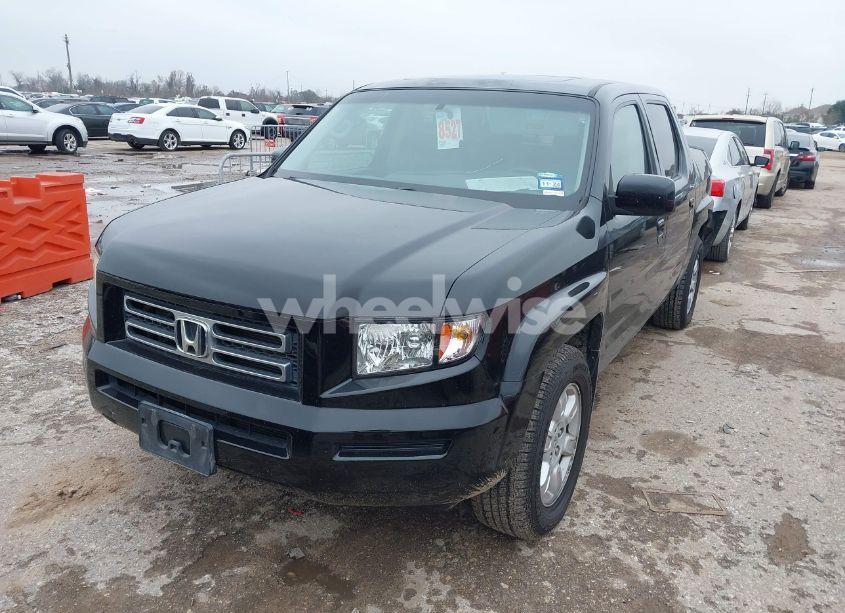 Photo 2 of 2007 Honda Ridgeline RTL (VIN 2HJYK16547H514246)