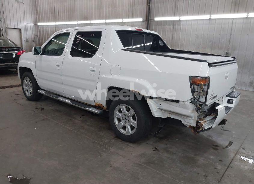 Photo 3 of 2007 Honda Ridgeline RTL (VIN 2HJYK16547H518099)