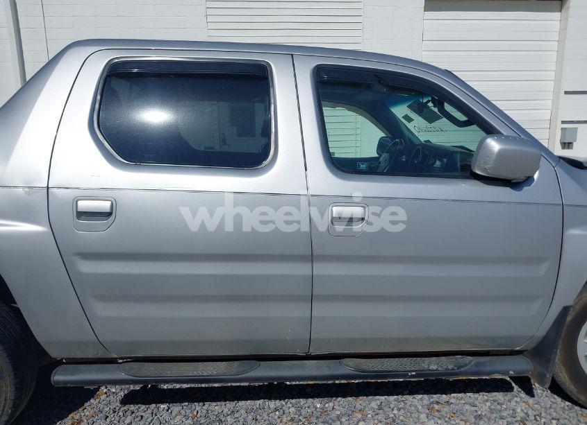 Photo 13 of 2007 Honda Ridgeline RTL (VIN 2HJYK16547H533122)