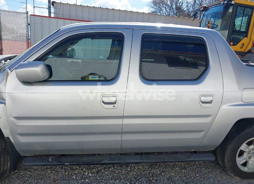 Photo 14 of 2007 Honda Ridgeline RTL (VIN 2HJYK16547H533122)