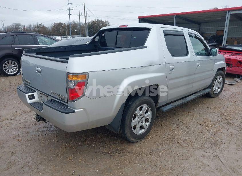 Photo 4 of 2007 Honda Ridgeline RTL (VIN 2HJYK16547H533122)