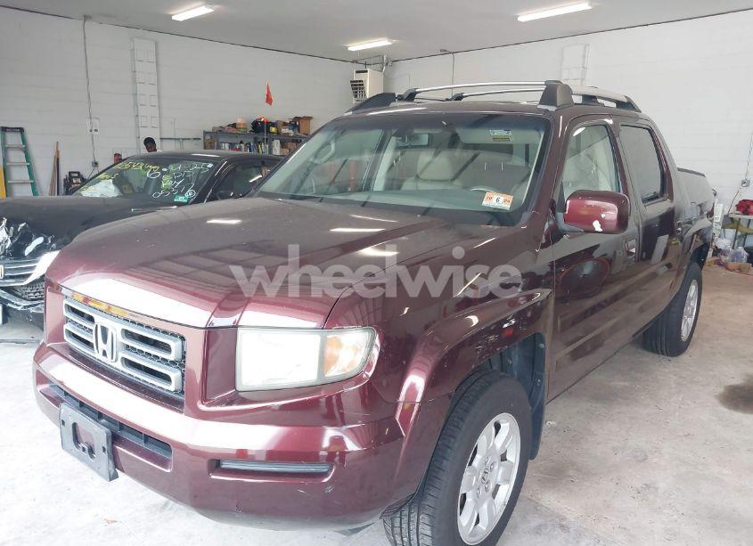 Photo 2 of 2007 Honda Ridgeline RTL (VIN 2HJYK16547H546677)