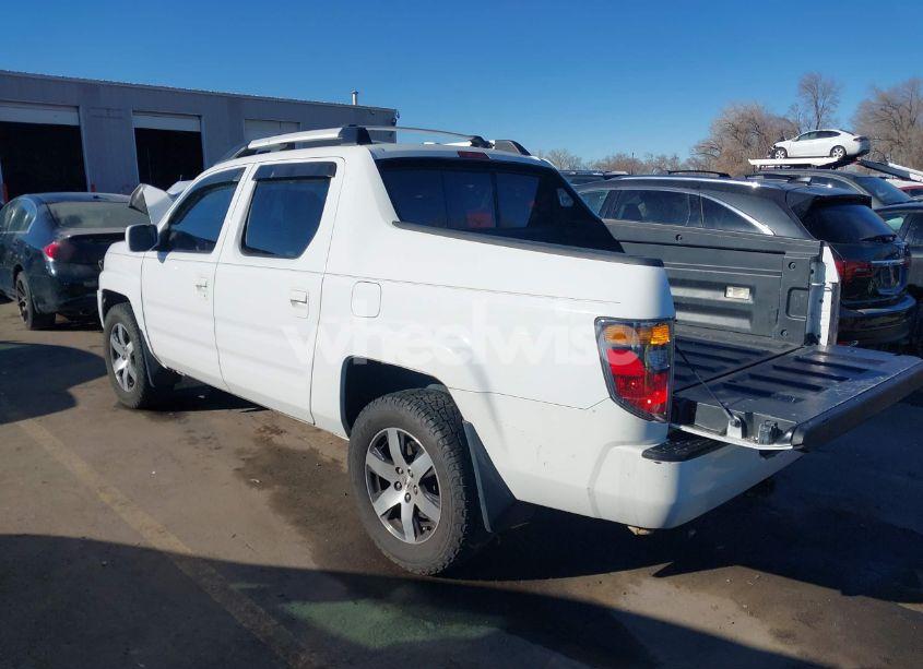 Photo 3 of 2008 Honda Ridgeline RTL (VIN 2HJYK16548H514510)