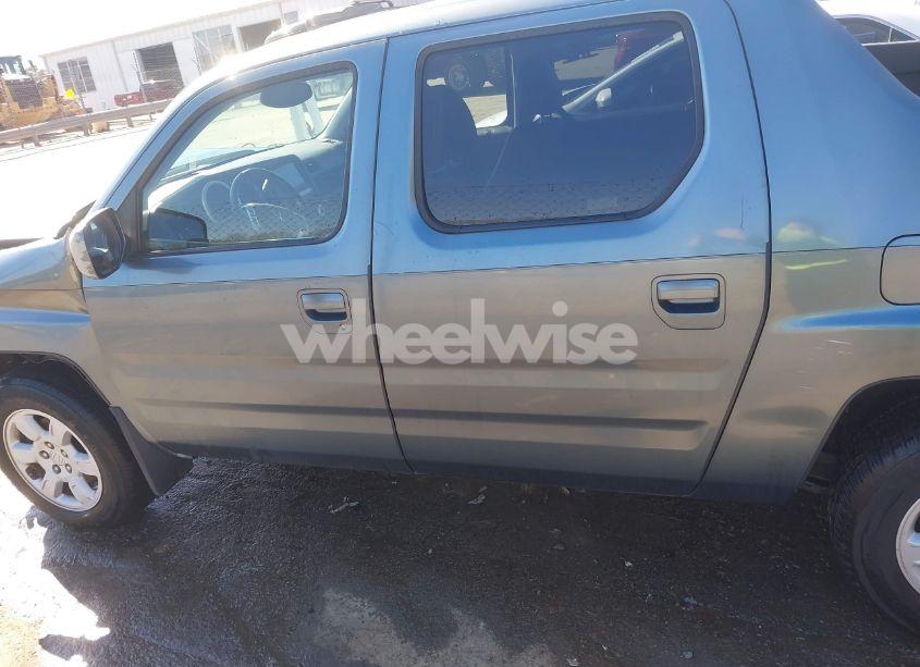 Photo 14 of 2006 Honda Ridgeline RTL (VIN 2HJYK16556H514545)