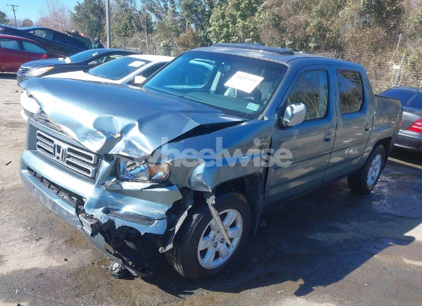 Photo 2 of 2006 Honda Ridgeline RTL (VIN 2HJYK16556H514545)