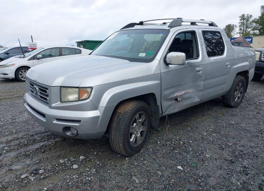 Photo 2 of 2008 Honda Ridgeline RTL (VIN 2HJYK16558H502351)