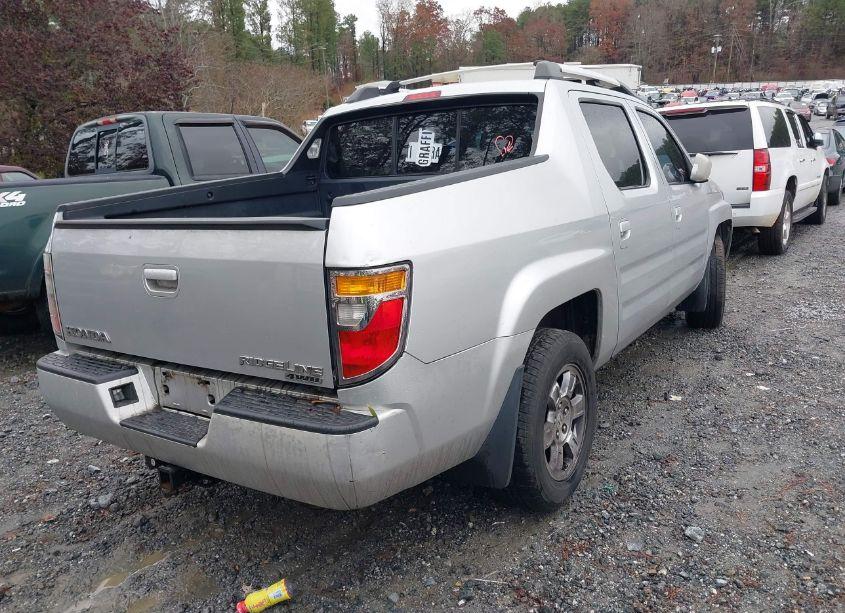 Photo 4 of 2008 Honda Ridgeline RTL (VIN 2HJYK16558H502351)