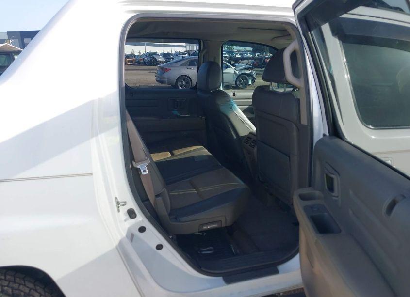 Photo 8 of 2006 Honda Ridgeline RTL (VIN 2HJYK16566H545755)