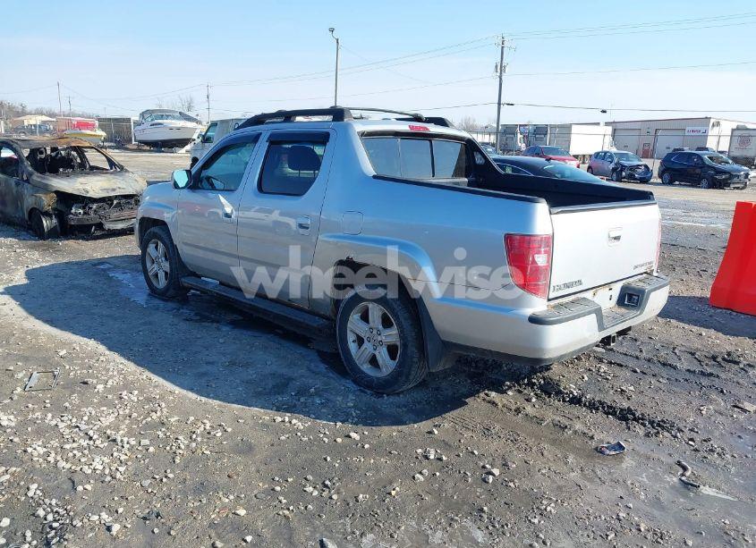 Photo 3 of 2009 Honda Ridgeline RTL (VIN 2HJYK16569H002832)