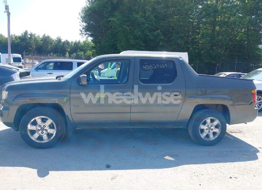 Photo 12 of 2006 Honda Ridgeline RTL (VIN 2HJYK16576H511971)