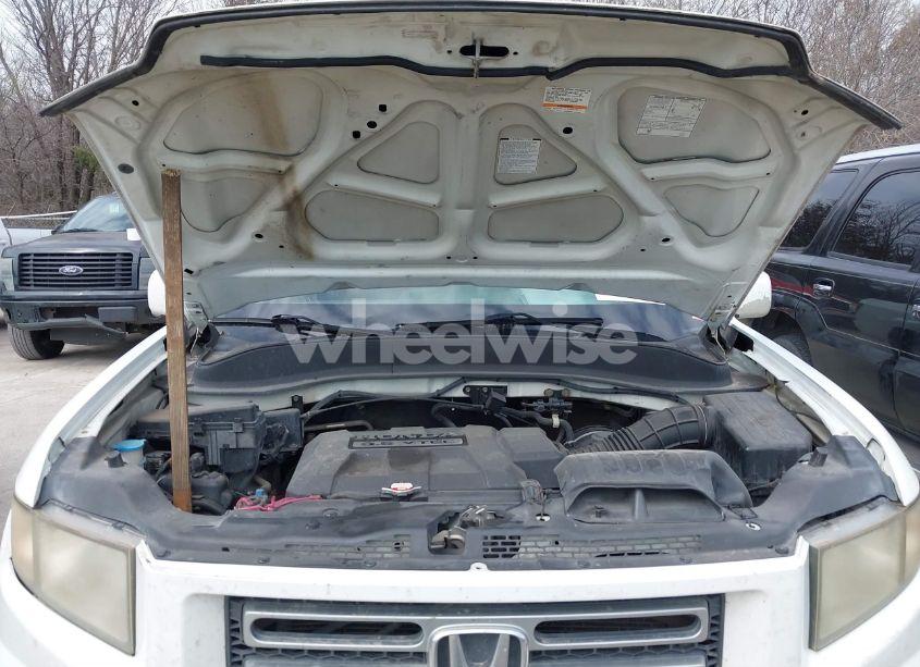 Photo 10 of 2006 Honda Ridgeline RTL (VIN 2HJYK16576H527152)