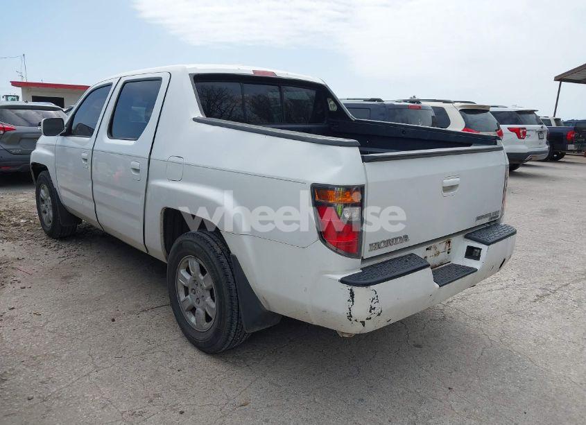 Photo 3 of 2006 Honda Ridgeline RTL (VIN 2HJYK16576H527152)