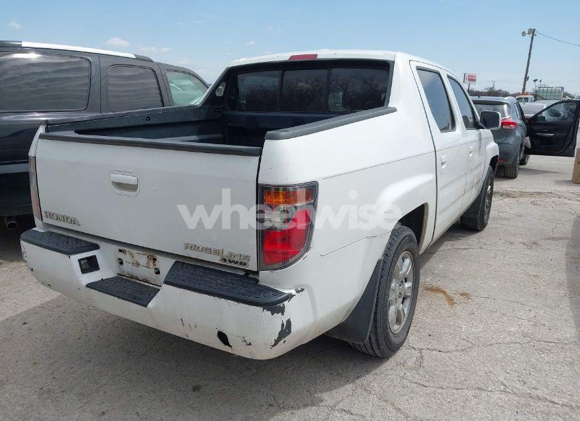 Photo 4 of 2006 Honda Ridgeline RTL (VIN 2HJYK16576H527152)