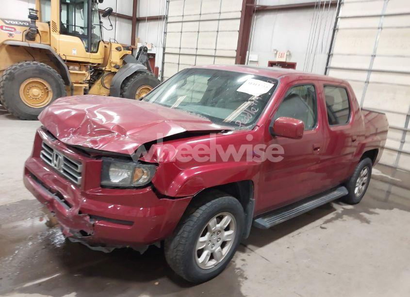 Photo 2 of 2006 Honda Ridgeline RTL (VIN 2HJYK16576H555047)