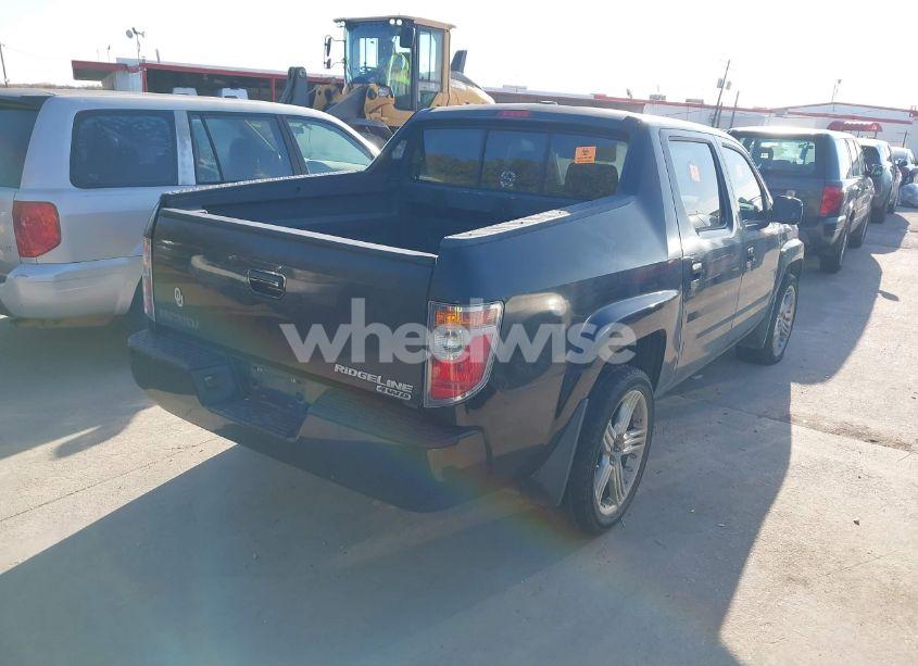 Photo 4 of 2006 Honda Ridgeline RTL (VIN 2HJYK16576H560474)
