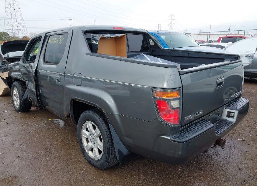 Photo 3 of 2007 Honda Ridgeline RTL (VIN 2HJYK16577H000021)