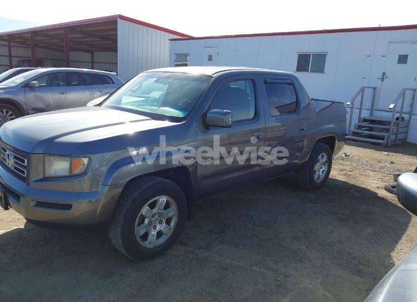 Photo 14 of 2008 Honda Ridgeline RTL (VIN 2HJYK16578H521578)