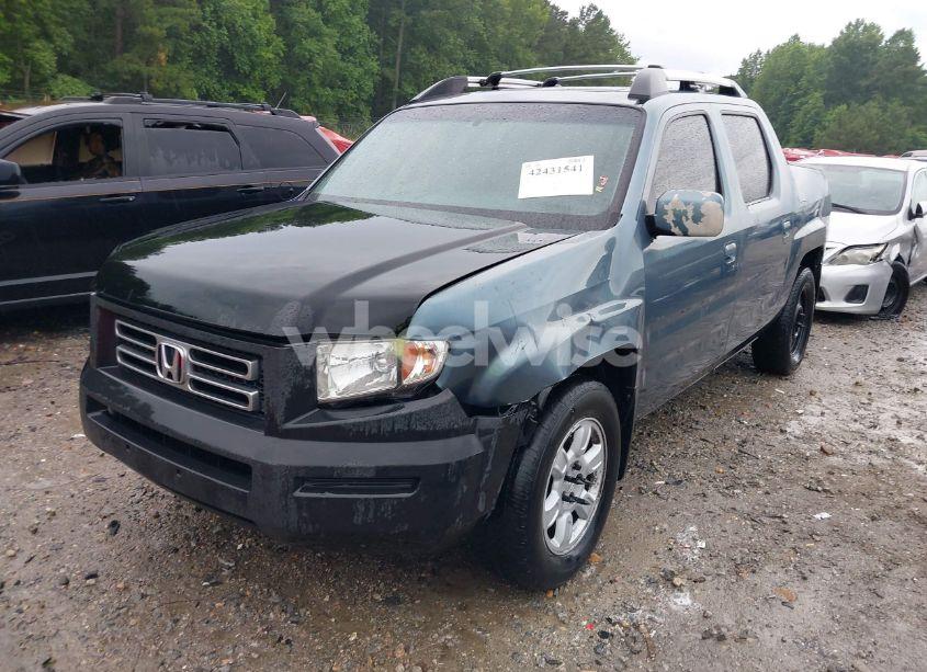 Photo 2 of 2006 Honda Ridgeline RTL (VIN 2HJYK16586H535910)