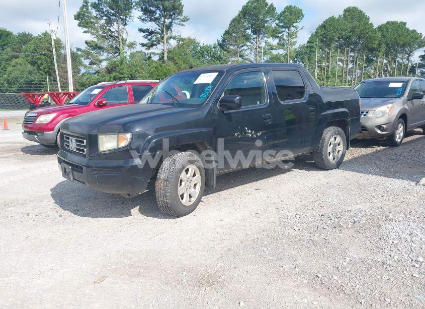 Photo 2 of 2008 Honda Ridgeline RTL (VIN 2HJYK16588H536039)