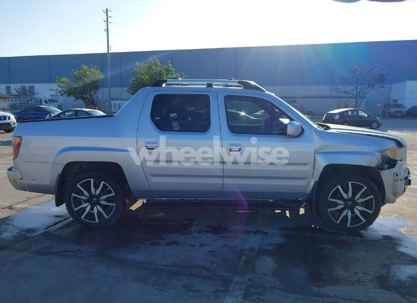 Photo 13 of 2006 Honda Ridgeline RTL (VIN 2HJYK16596H511230)