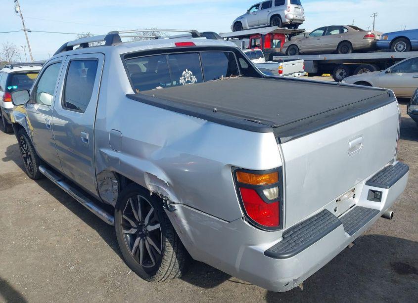 Photo 3 of 2006 Honda Ridgeline RTL (VIN 2HJYK16596H550092)