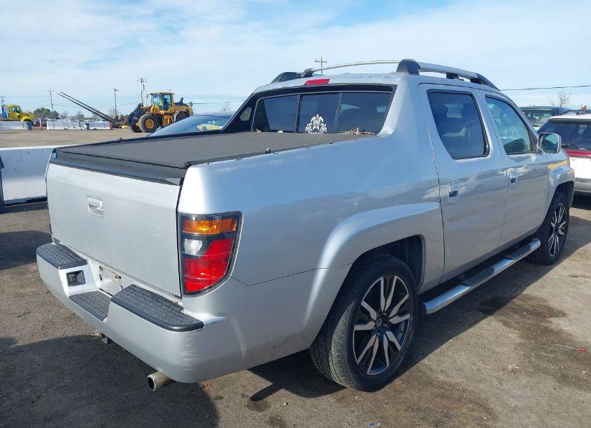 Photo 4 of 2006 Honda Ridgeline RTL (VIN 2HJYK16596H550092)