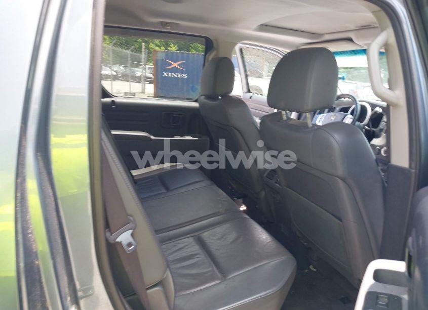 Photo 8 of 2007 Honda Ridgeline RTL (VIN 2HJYK16597H537781)