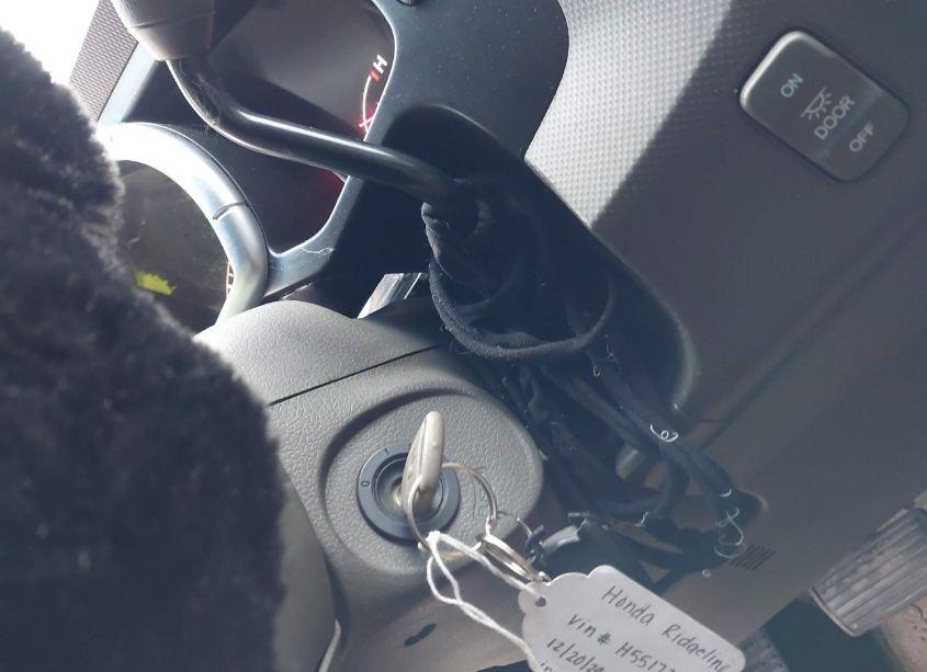 Photo 11 of 2007 Honda Ridgeline RTL (VIN 2HJYK16597H551731)