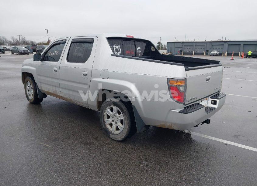 Photo 3 of 2006 Honda Ridgeline RTL (VIN 2HJYK165X6H502634)