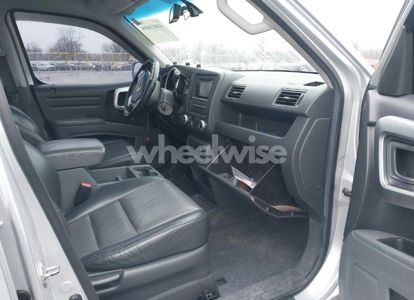 Photo 5 of 2006 Honda Ridgeline RTL (VIN 2HJYK165X6H502634)