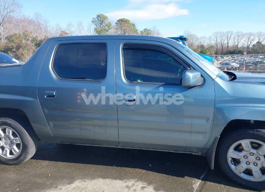 Photo 13 of 2006 Honda Ridgeline RTL (VIN 2HJYK165X6H548755)