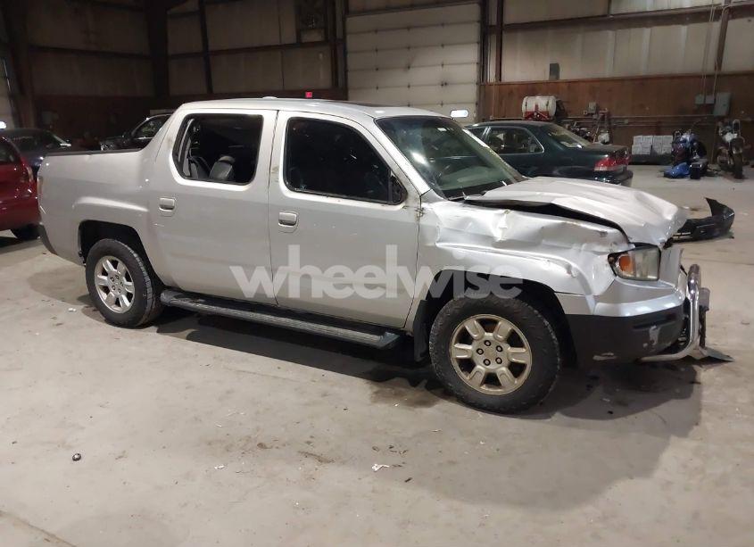 2006 Honda Ridgeline RTL (VIN 2HJYK165X6H556550) main photo