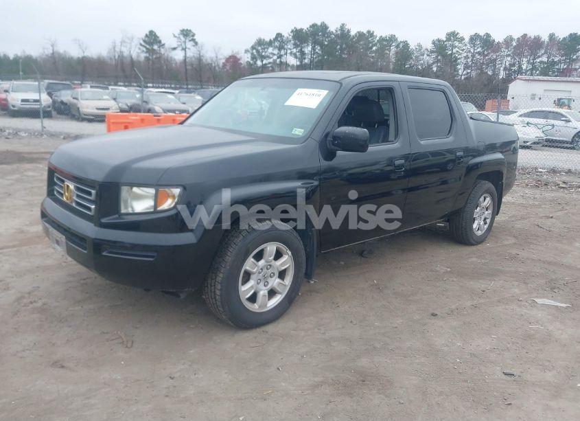 Photo 2 of 2007 Honda Ridgeline RTL (VIN 2HJYK165X7H546070)