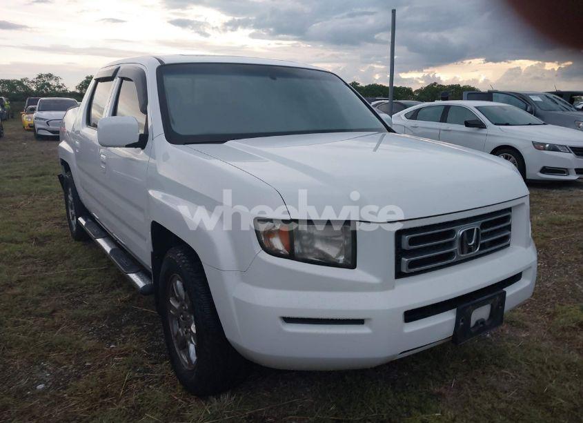 2008 Honda Ridgeline RTL (VIN 2HJYK165X8H501681) main photo