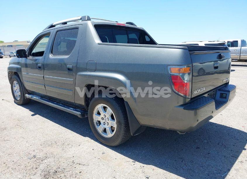 Photo 3 of 2008 Honda Ridgeline RTL (VIN 2HJYK165X8H518478)
