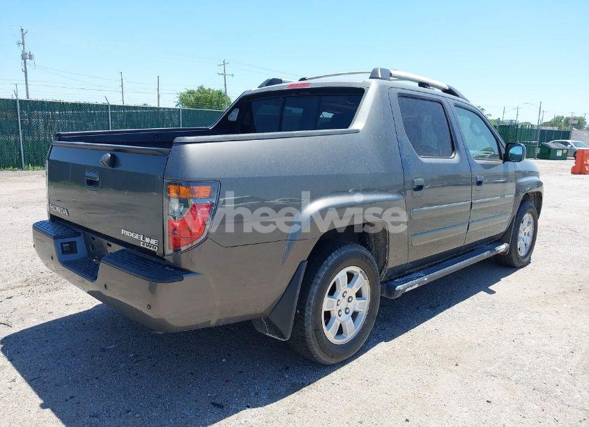 Photo 4 of 2008 Honda Ridgeline RTL (VIN 2HJYK165X8H518478)