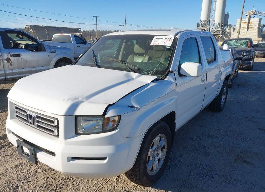 Photo 6 of 2008 Honda Ridgeline RTL (VIN 2HJYK165X8H537046)