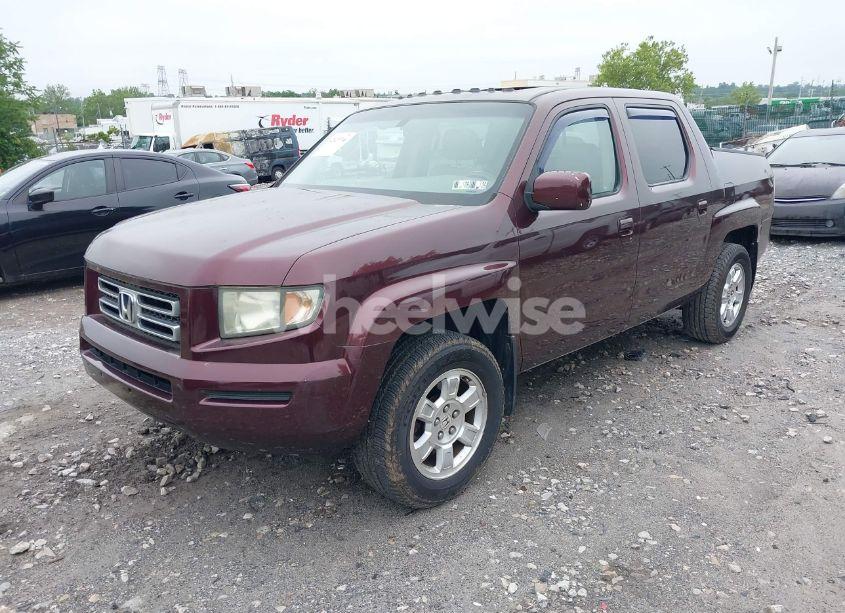 Photo 2 of 2008 Honda Ridgeline RTL (VIN 2HJYK165X8H539573)